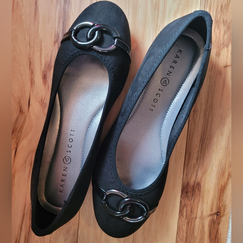 Karen Scott Amandaa Flats